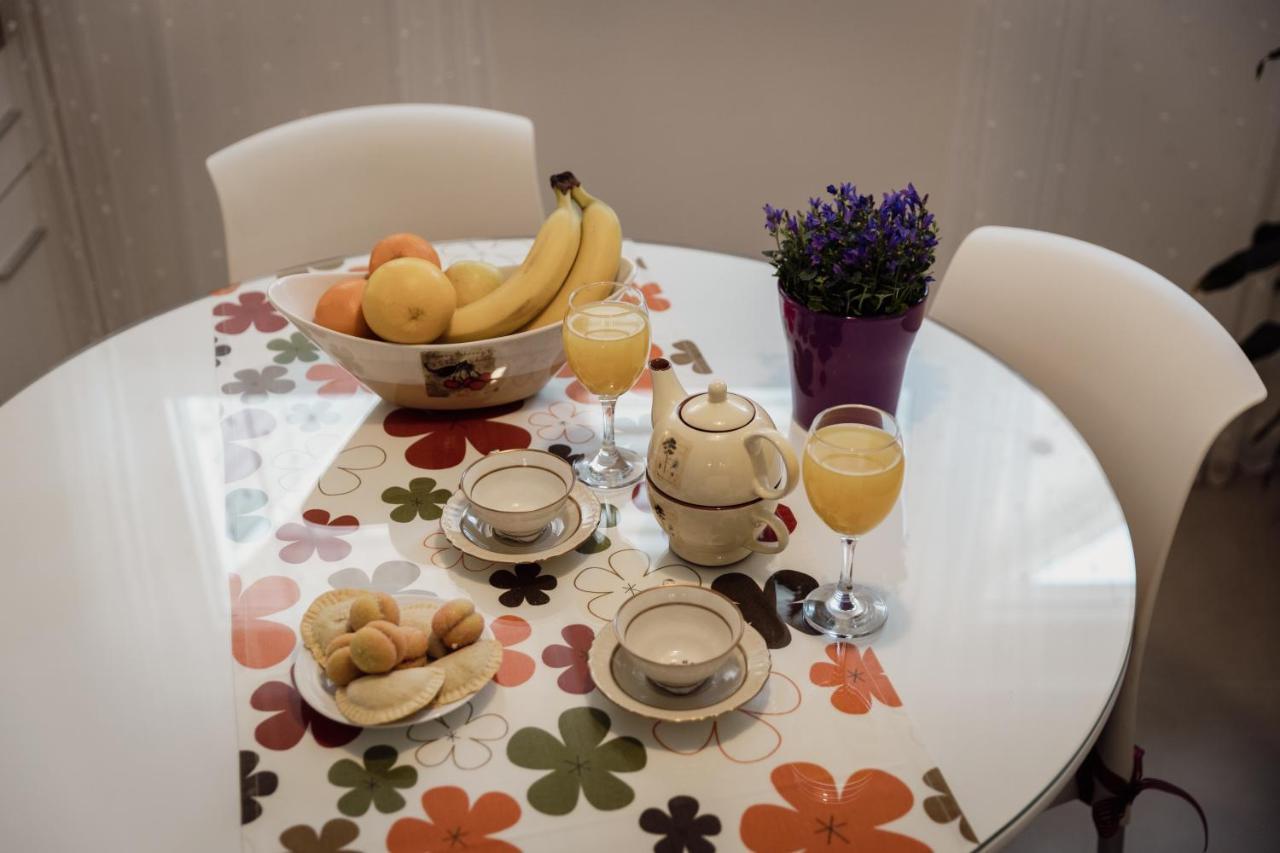 Two-Bedroom Apartment In The Centre Макарска Екстериор снимка